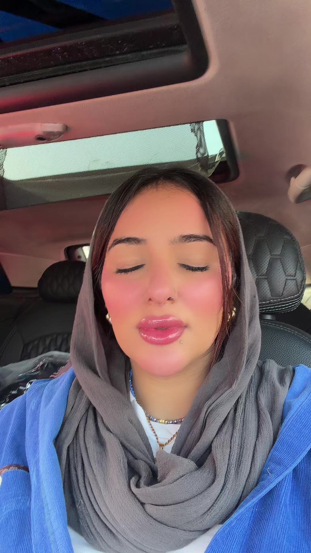 @AYAA