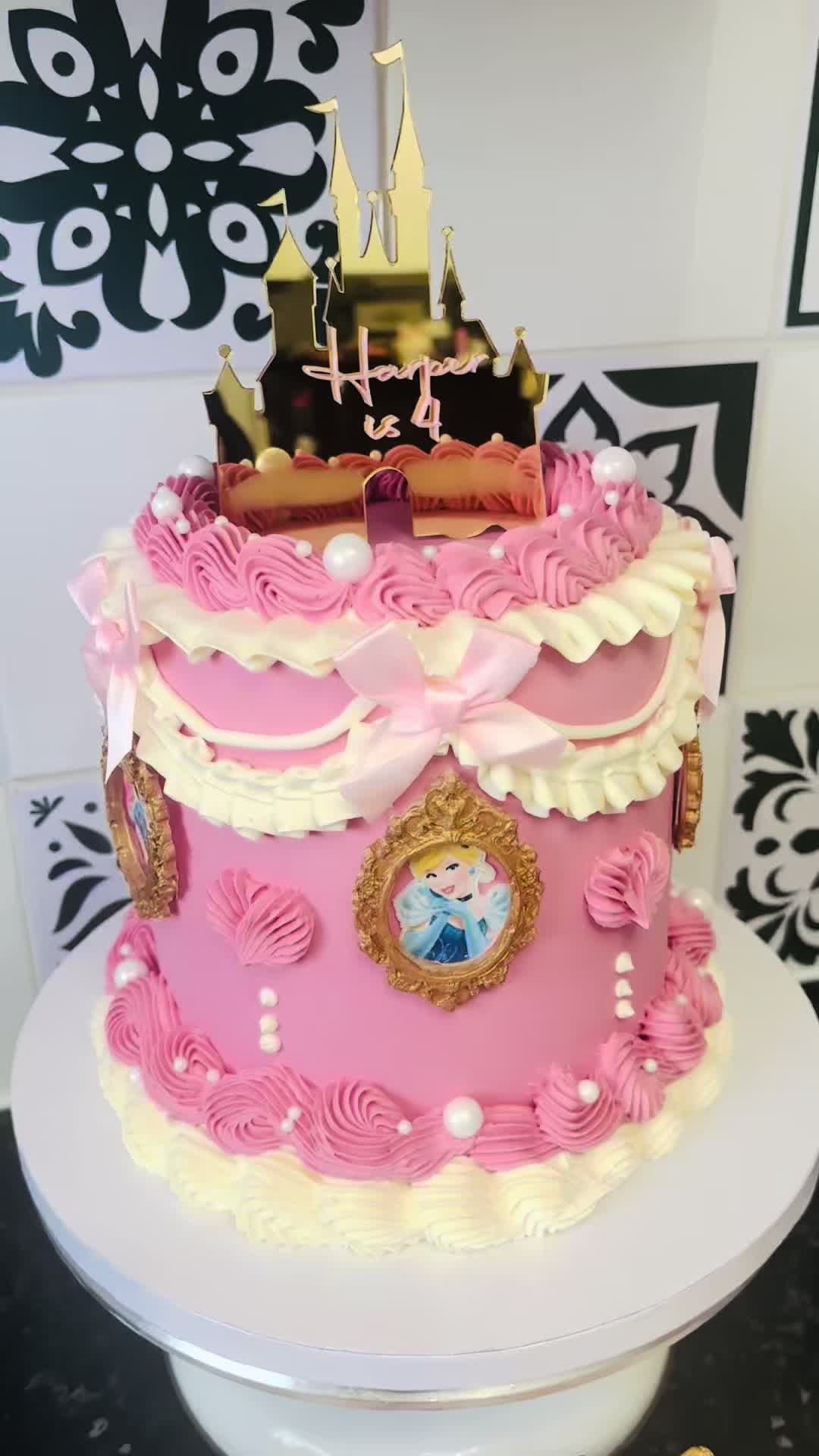 @The Cupcake Lassie