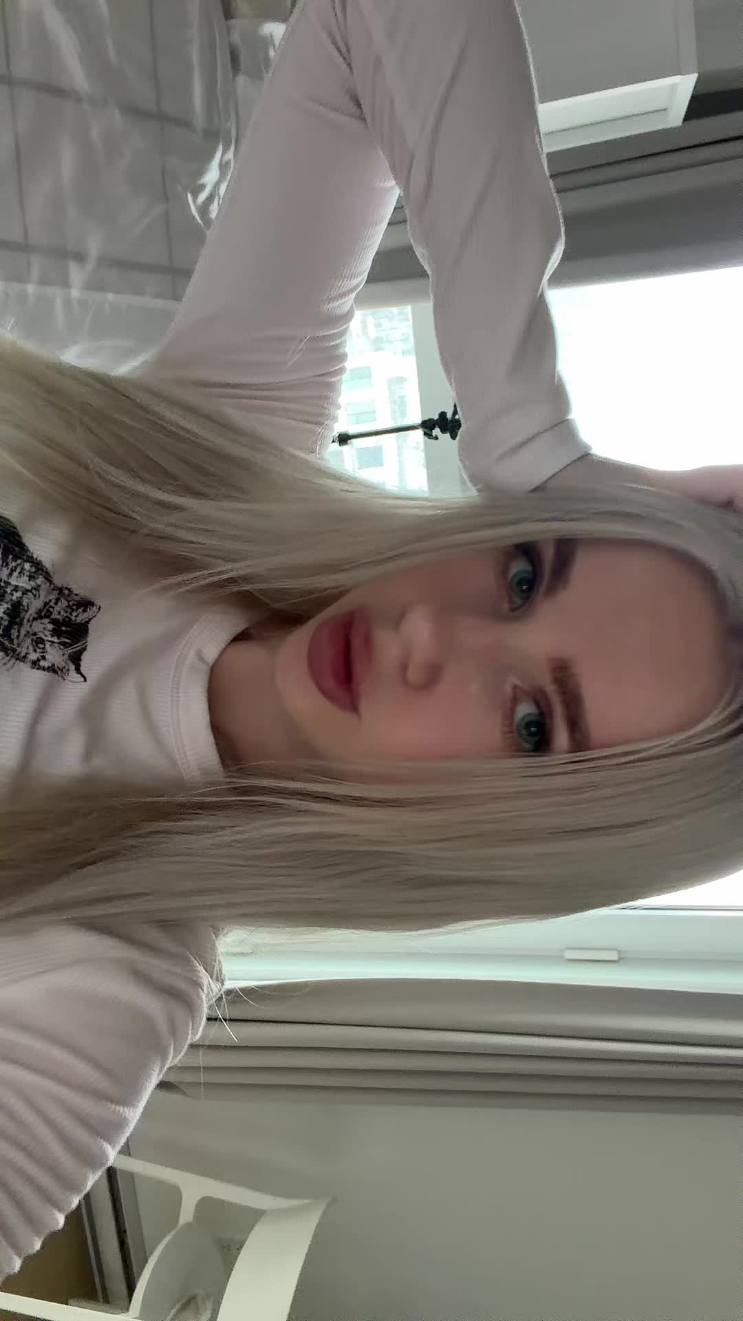 @Slavicblondexoxo