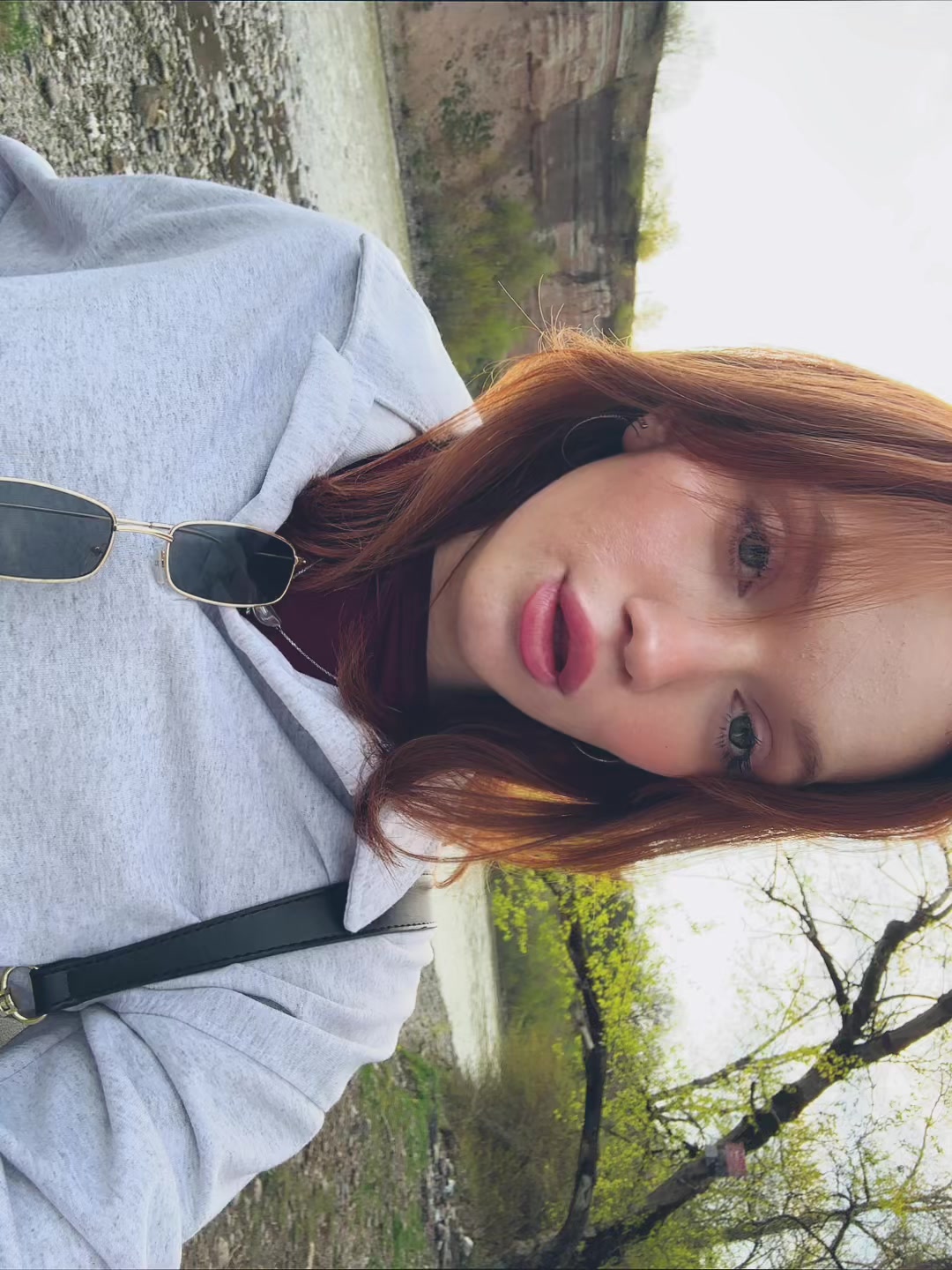 @лизза