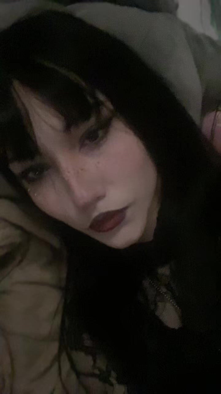 @♰