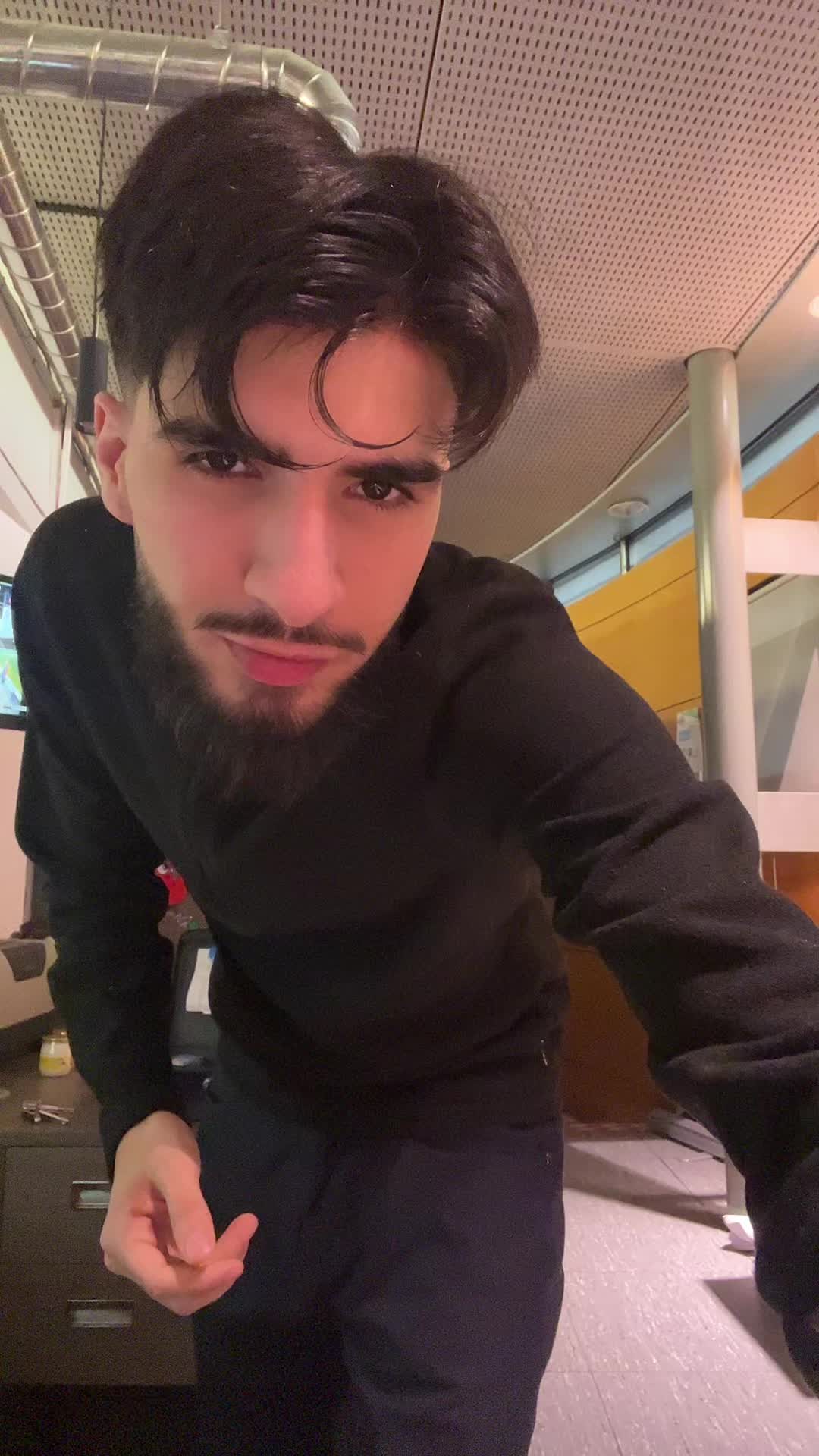 @Bankaihentai