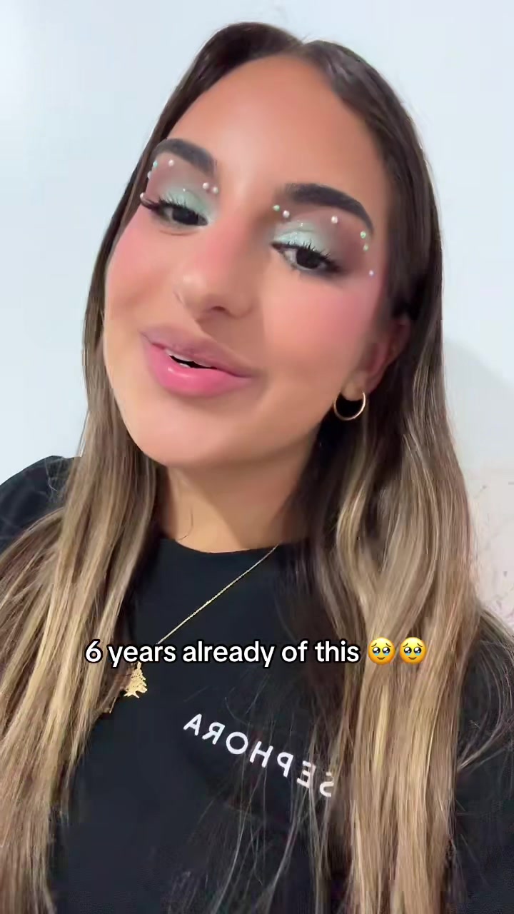 @lorraine &trade;