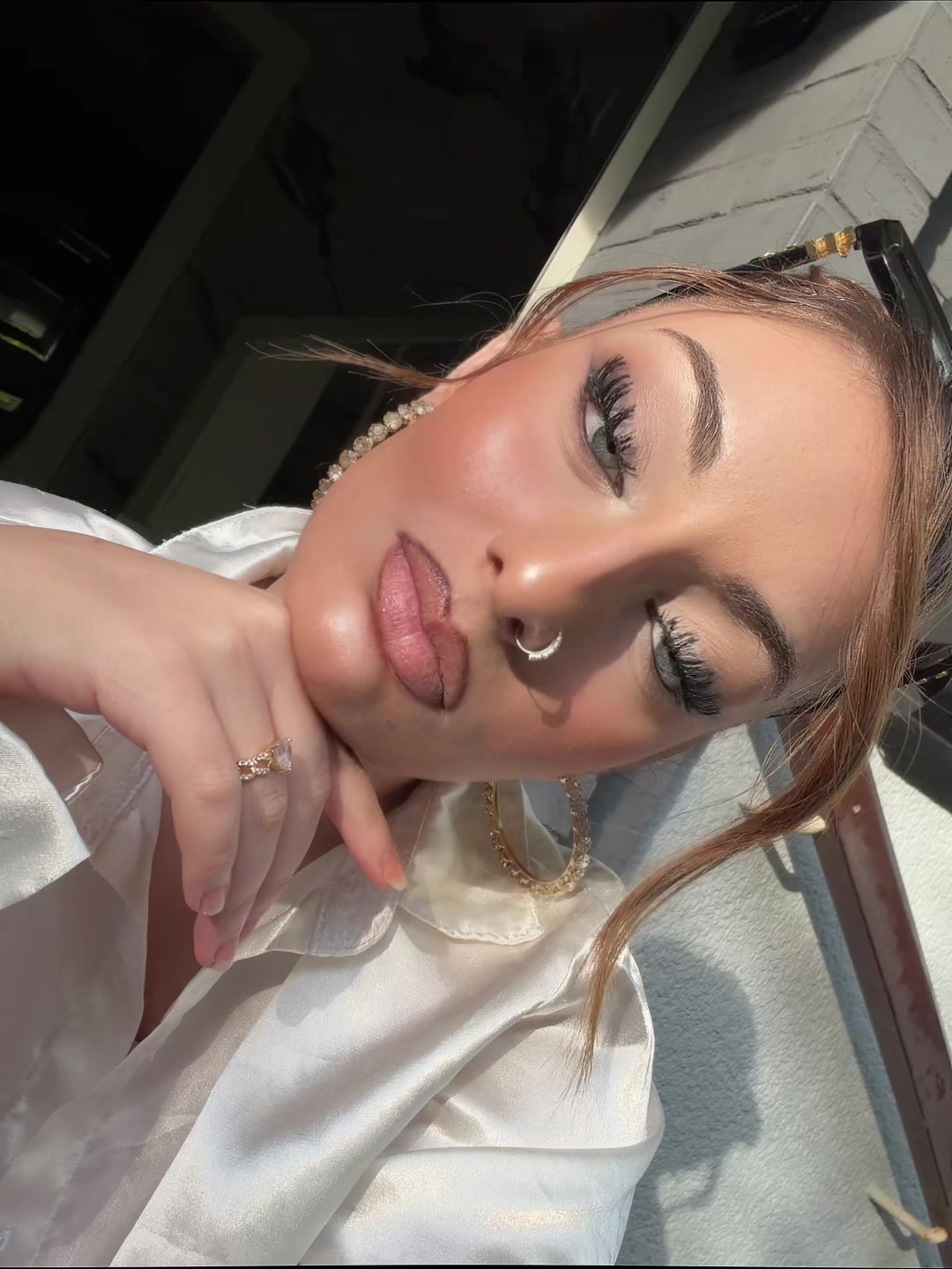 @𝐌