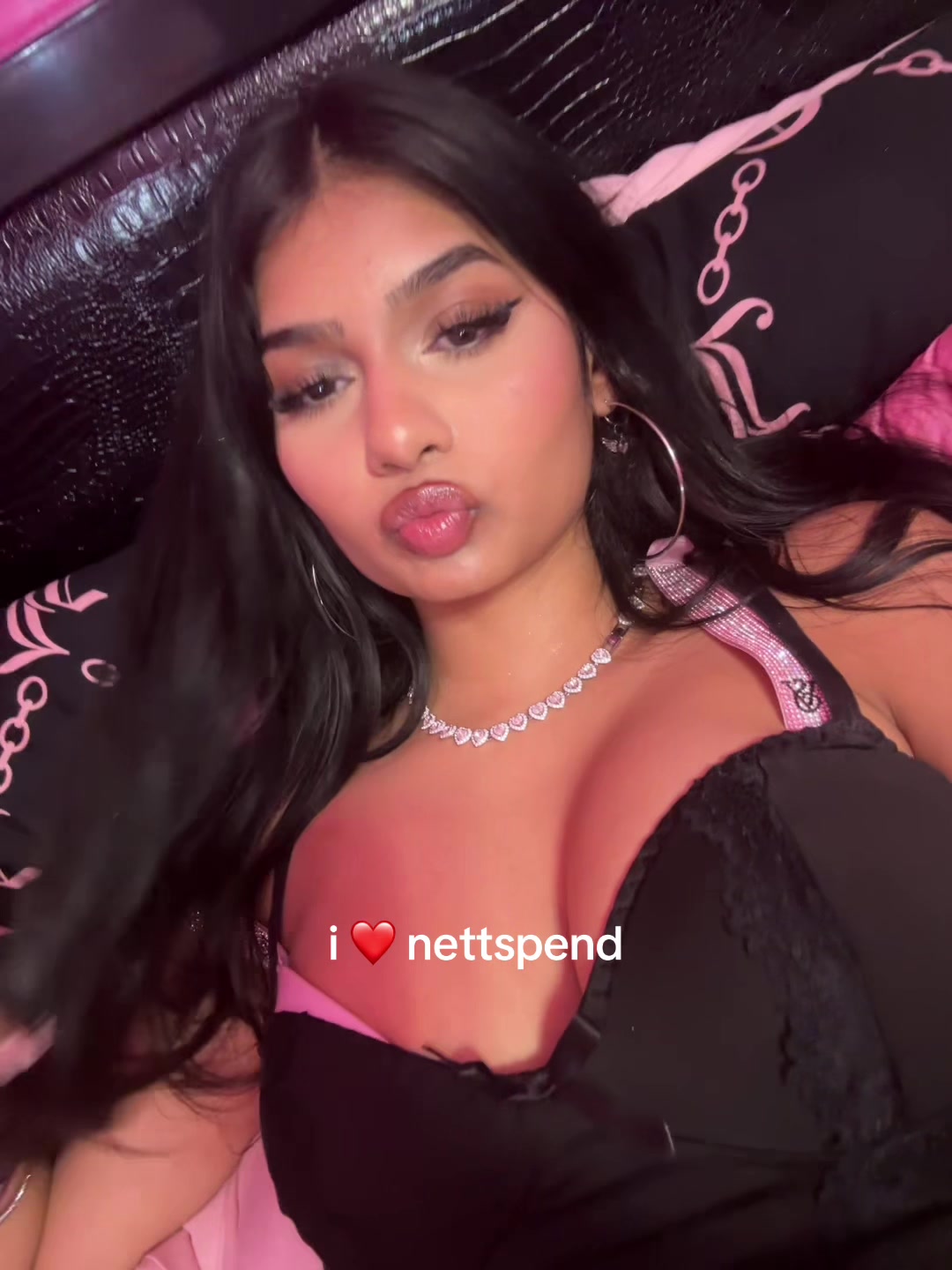 @nessa 🧁