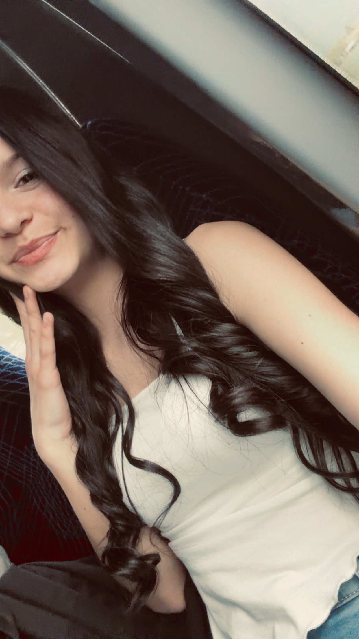 @Adelisa