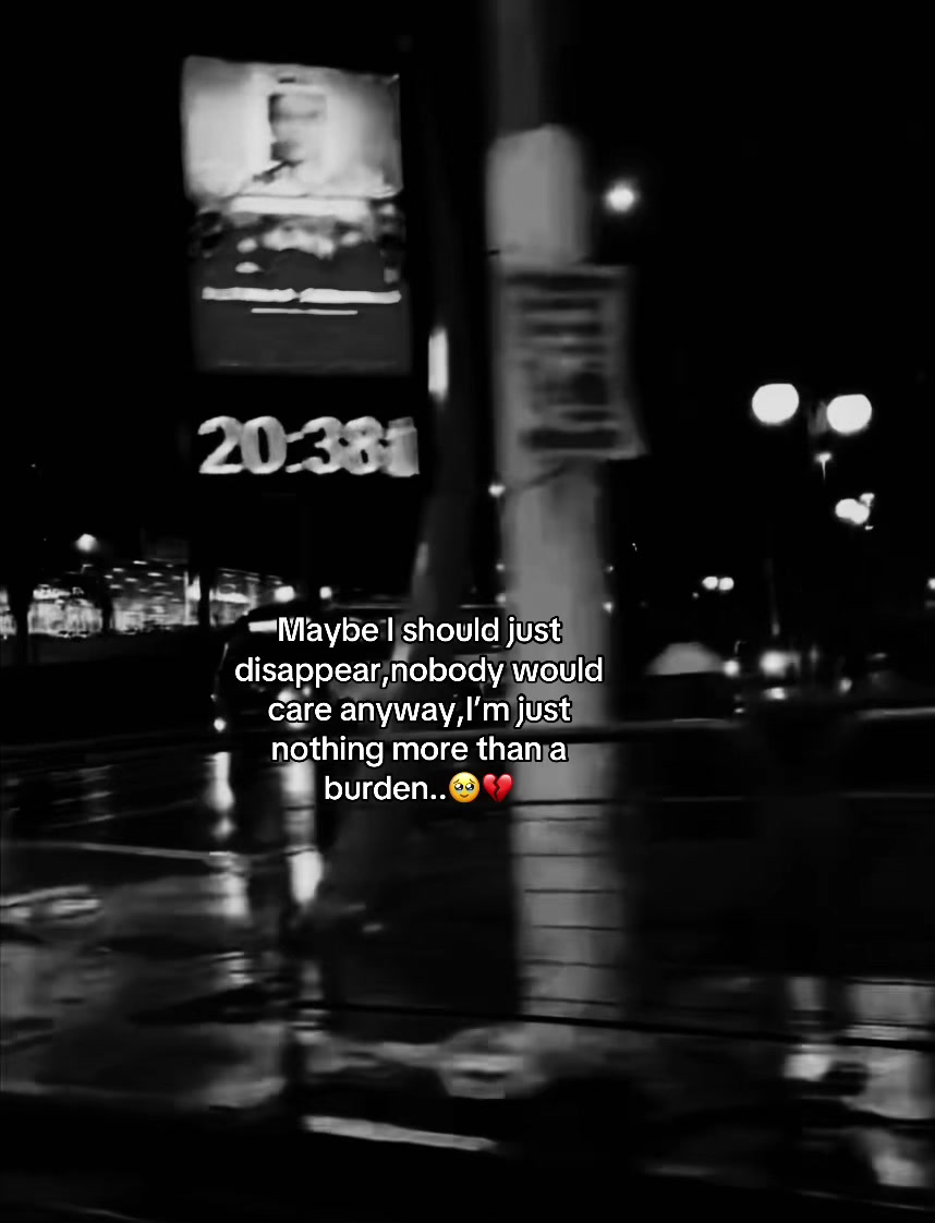 @BROKEN SOUL💔🥀.