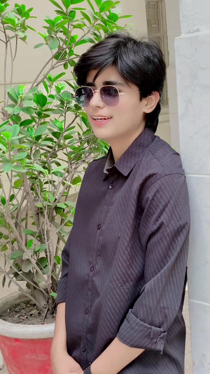 @MR._.babblu