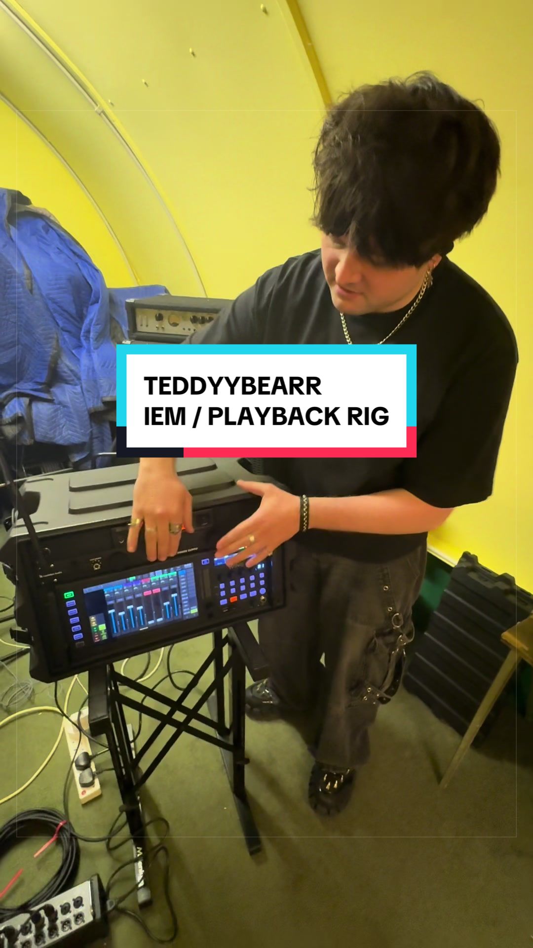 @TEDDYYBEARR 🧸