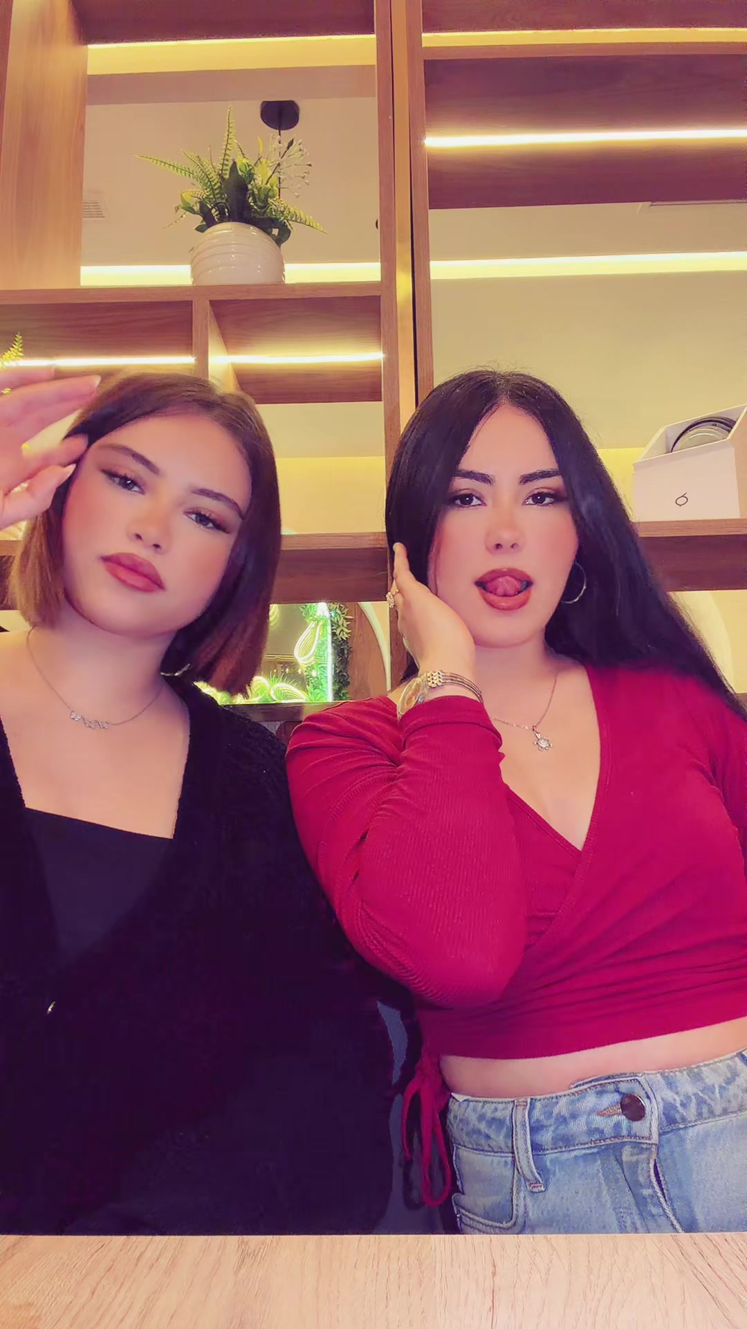 @Nadee Mahfoudhi🍒