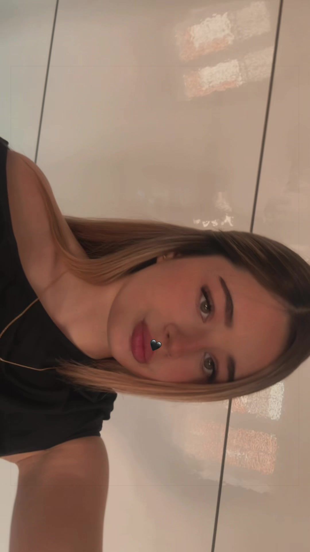 @𝐵𝐸𝐿𝐿𝐴 𝑅𝑂𝑆𝐸