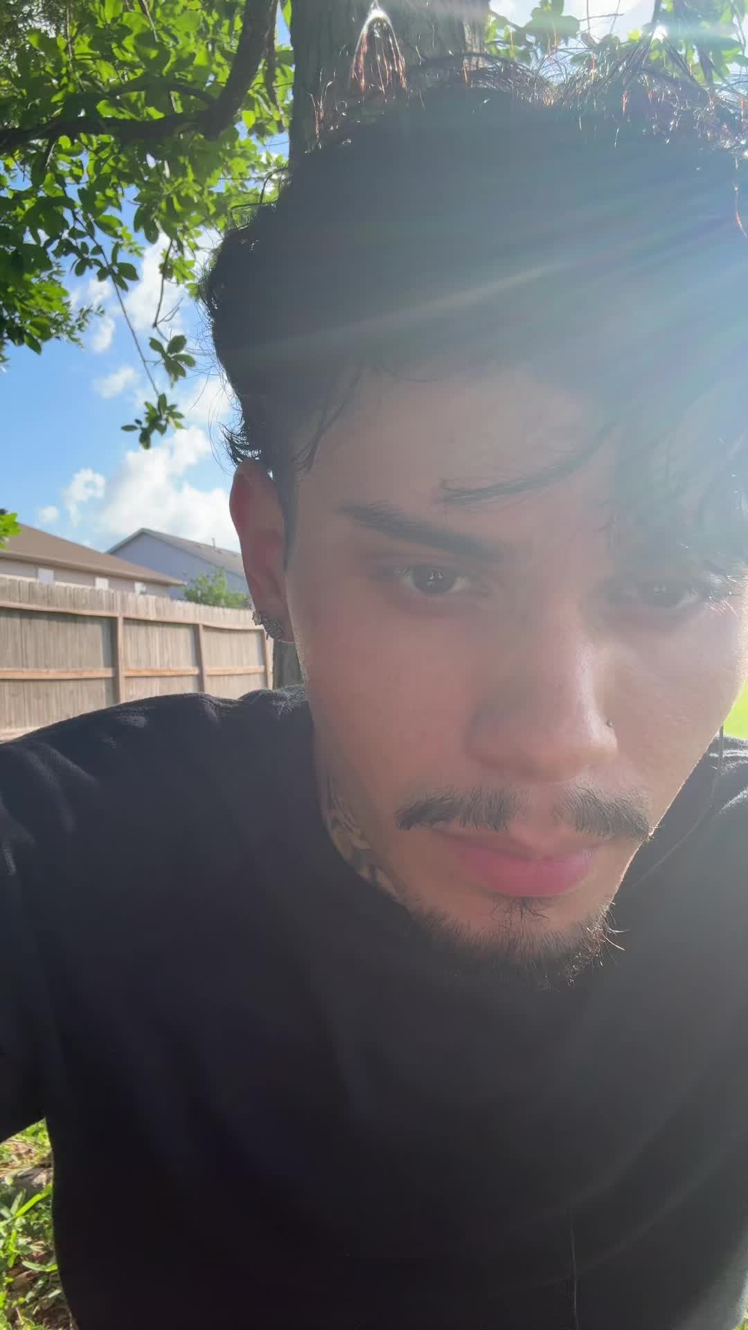 @e