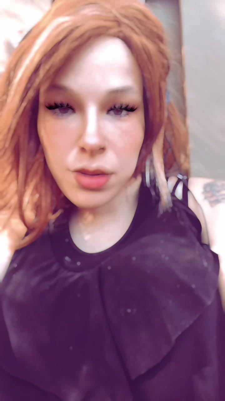 @UrNaughtyLilStepSis♡