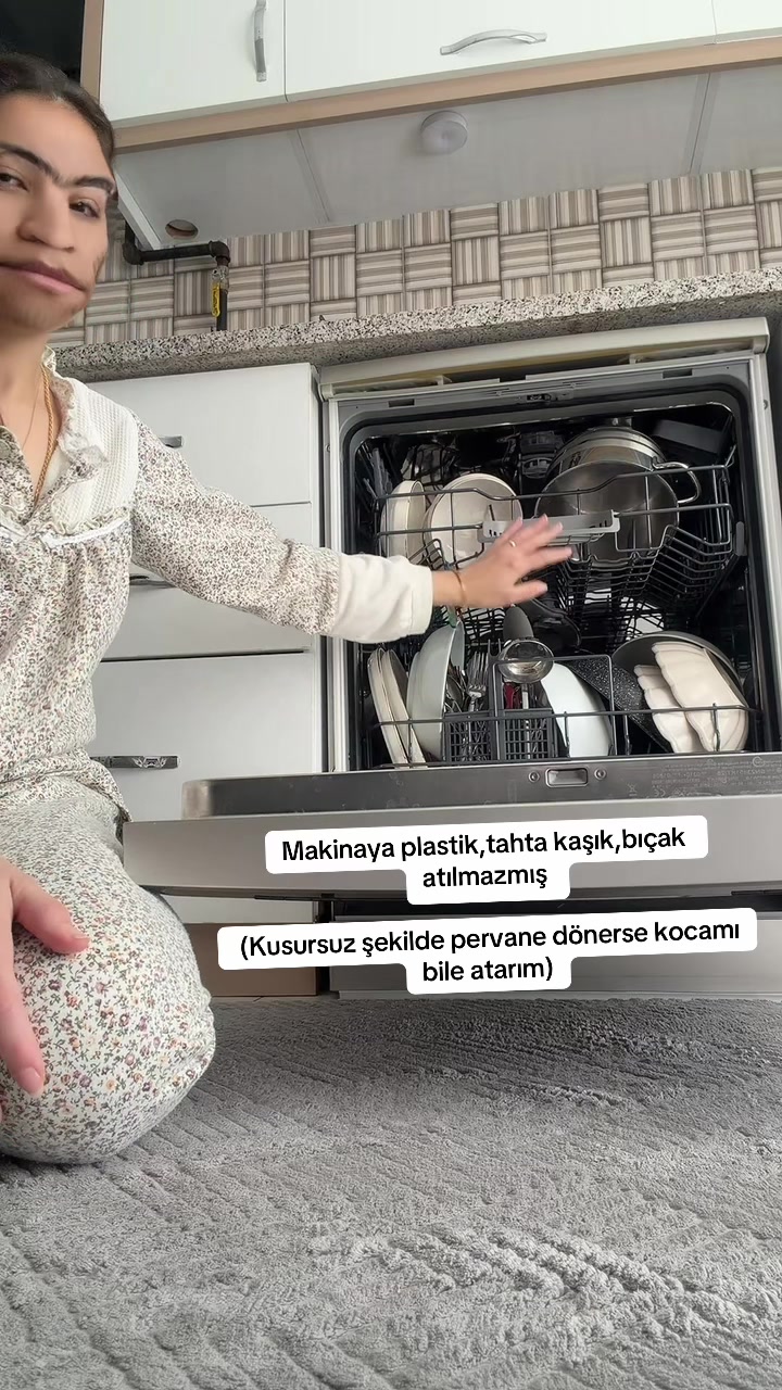@cserife_