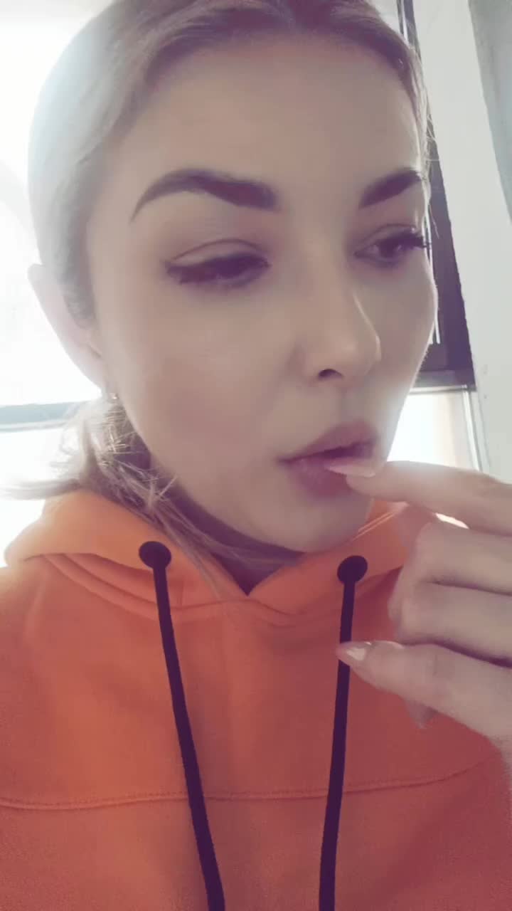 @She.is.bad.