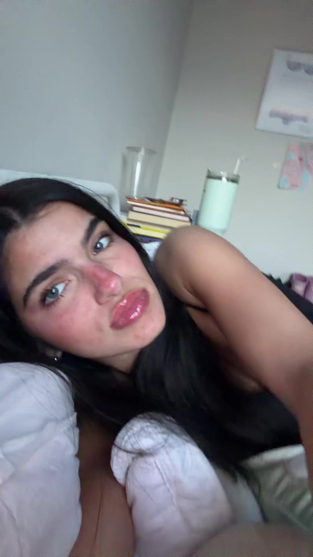@VIVIANA