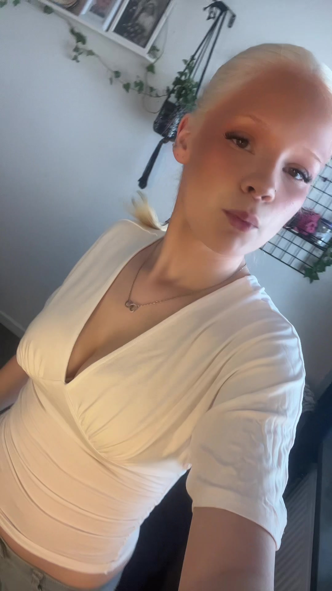 @𝓔𝓶𝓼𝓪𝓷🌼