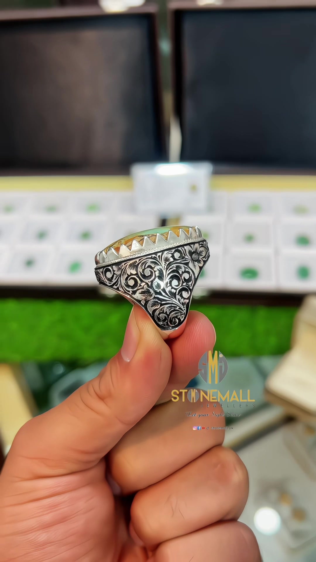 @Stonemall.pk