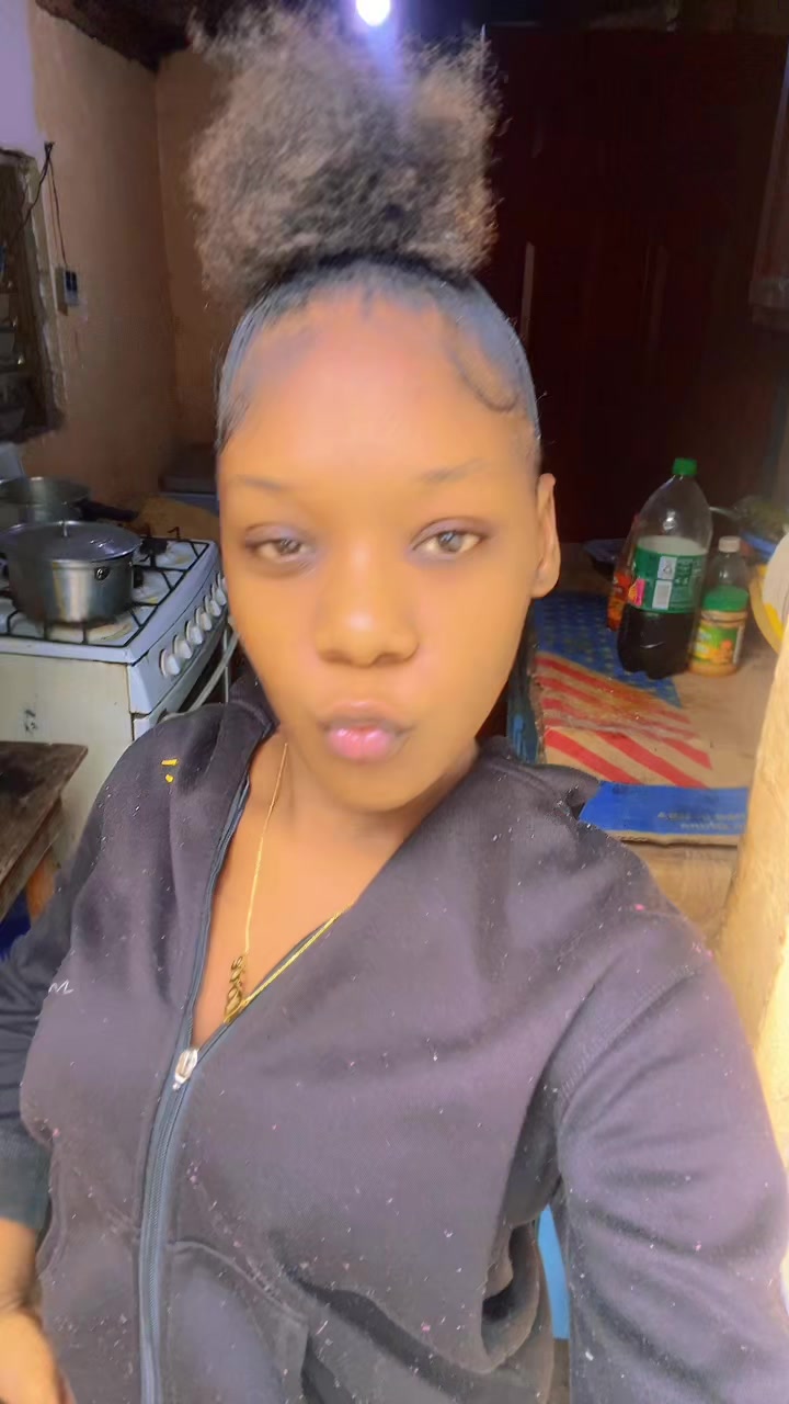 @_shaniek_