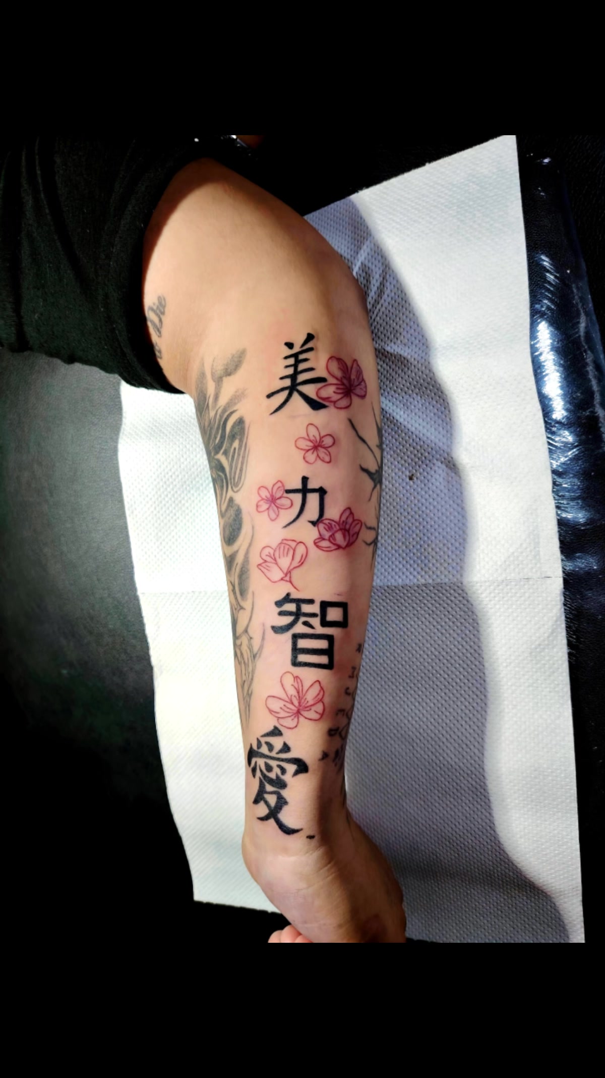 @tattooeliezer74