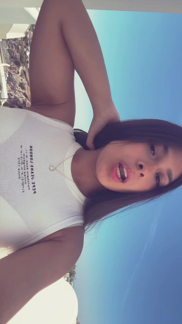 @Neerea