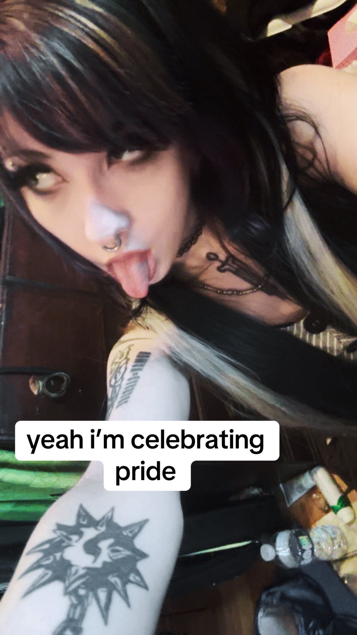 @trixiefink