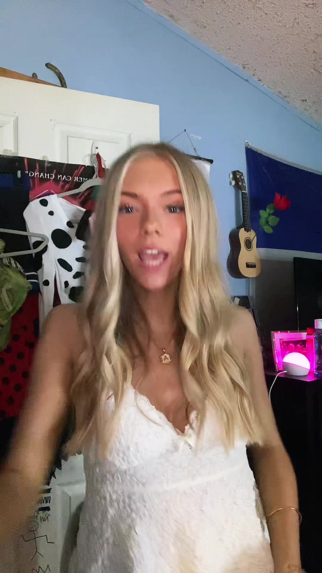 @ava