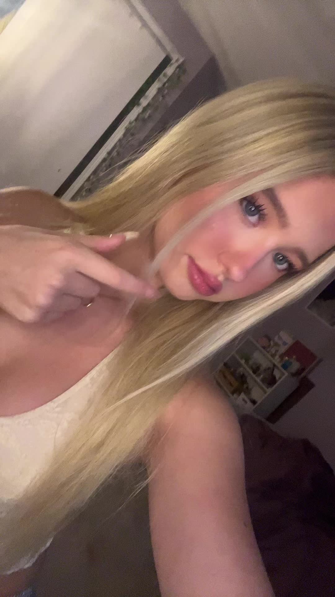 @pinkunicornglitter49