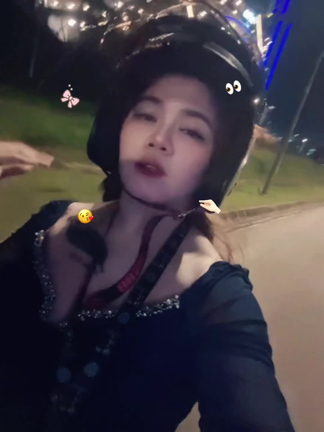 @🐻𝓜𝓸𝓬𝓱𝓪𝓵𝓵𝓪𝓽𝓮🐻