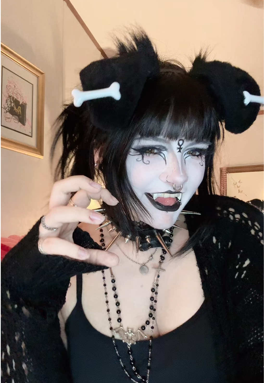 @𝐁𝐞𝐥𝐥𝐬 ;𝟑 🐾