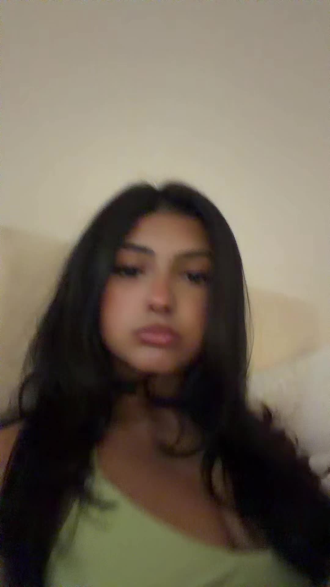 @🤫