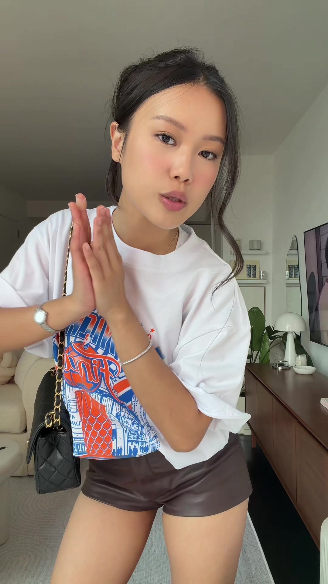 @caitlinagustina
