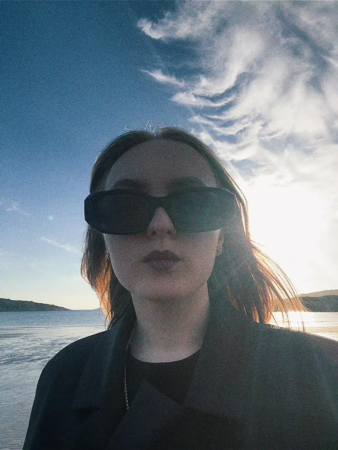 @Край