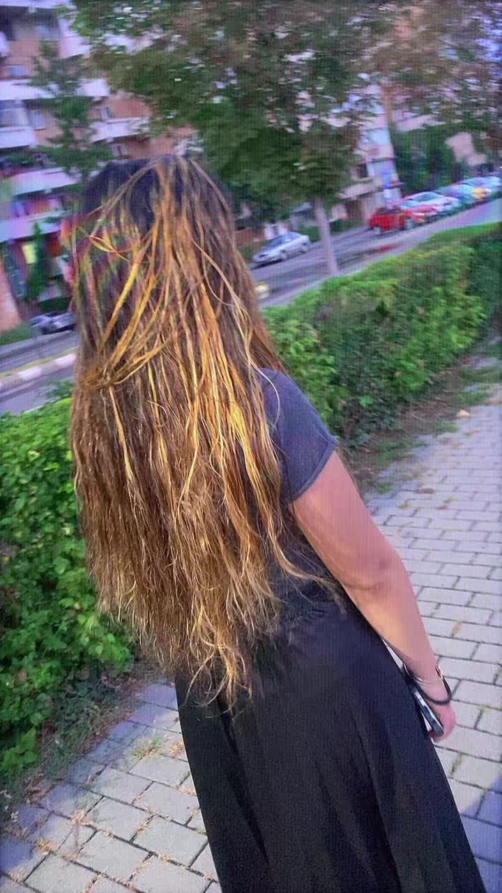 @Elysa
