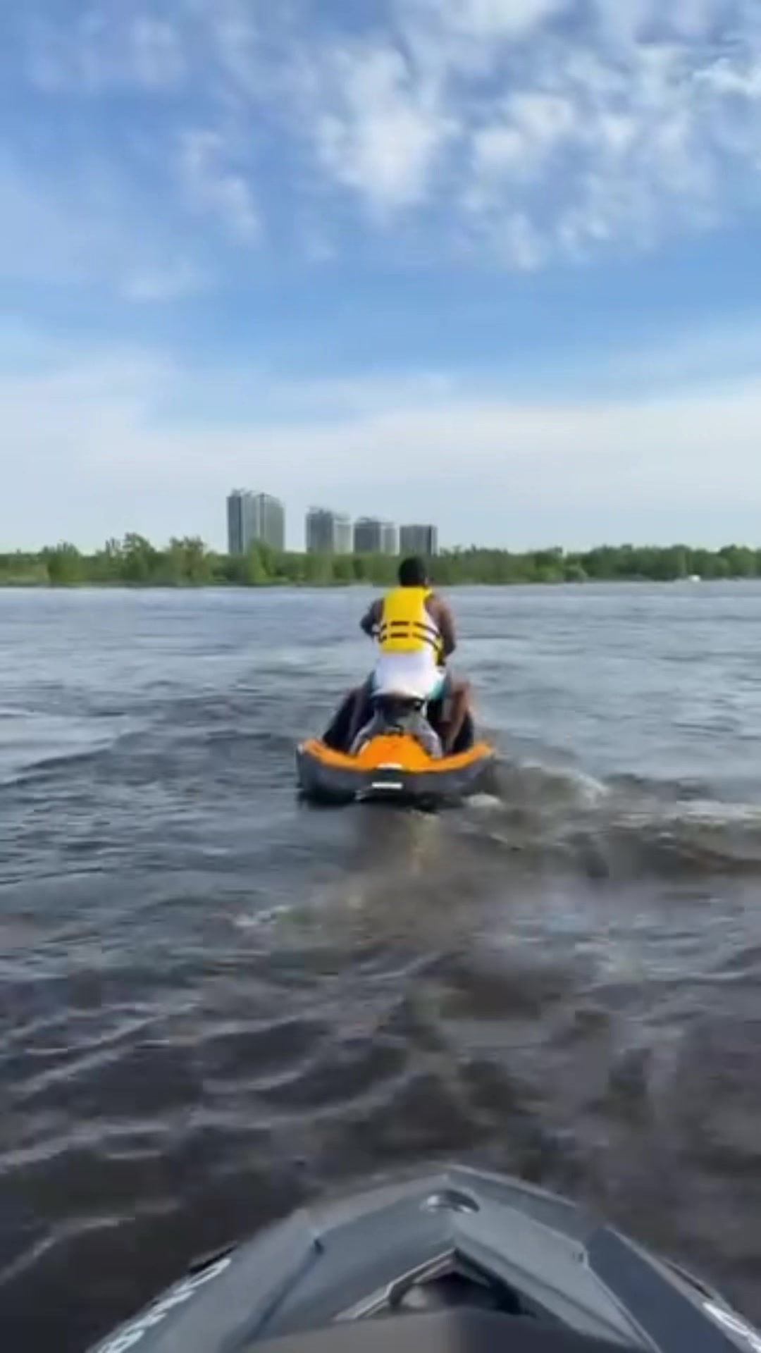 @bros_jetskis_rentals