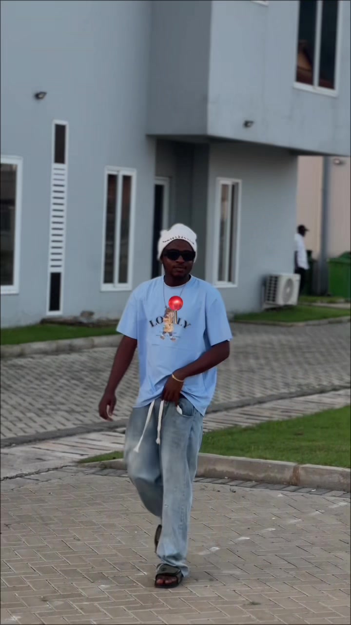@Dollars$kobby