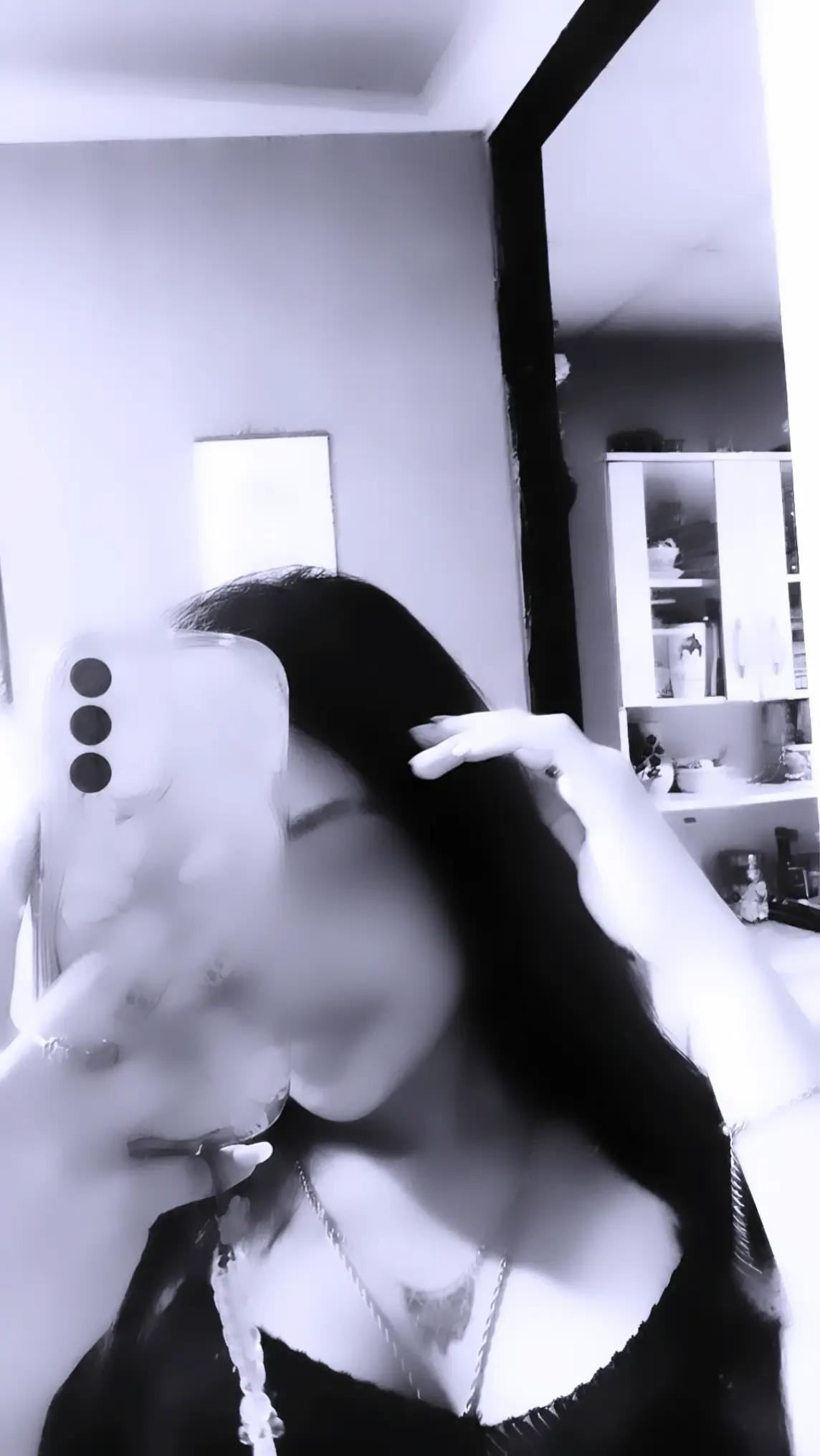 @♛&bull;𝑌𝐼𝑌𝐼&bull;♛