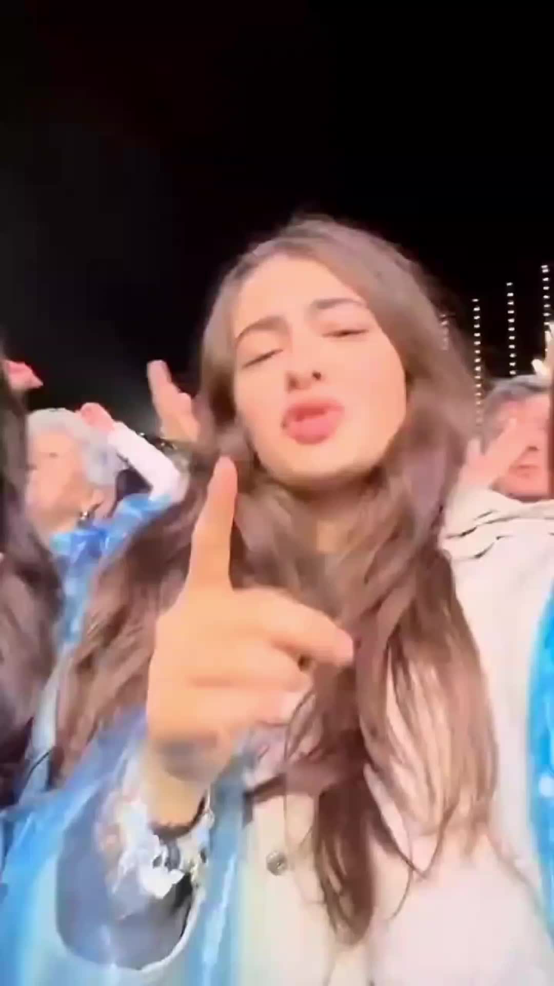 @Leya Kirsan