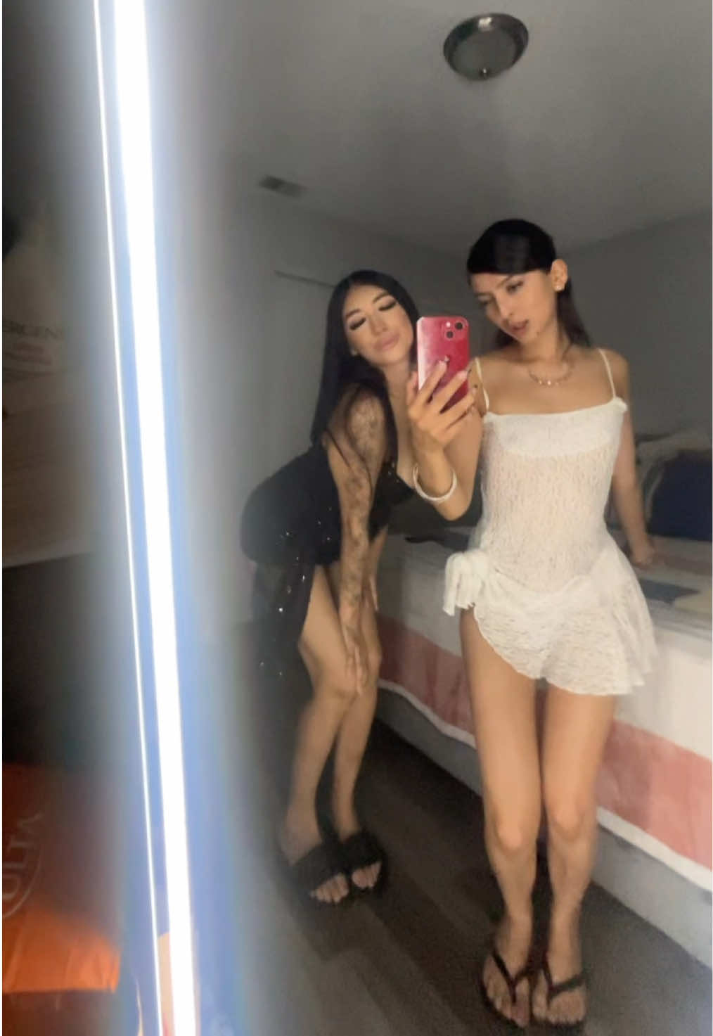 @Alexi$