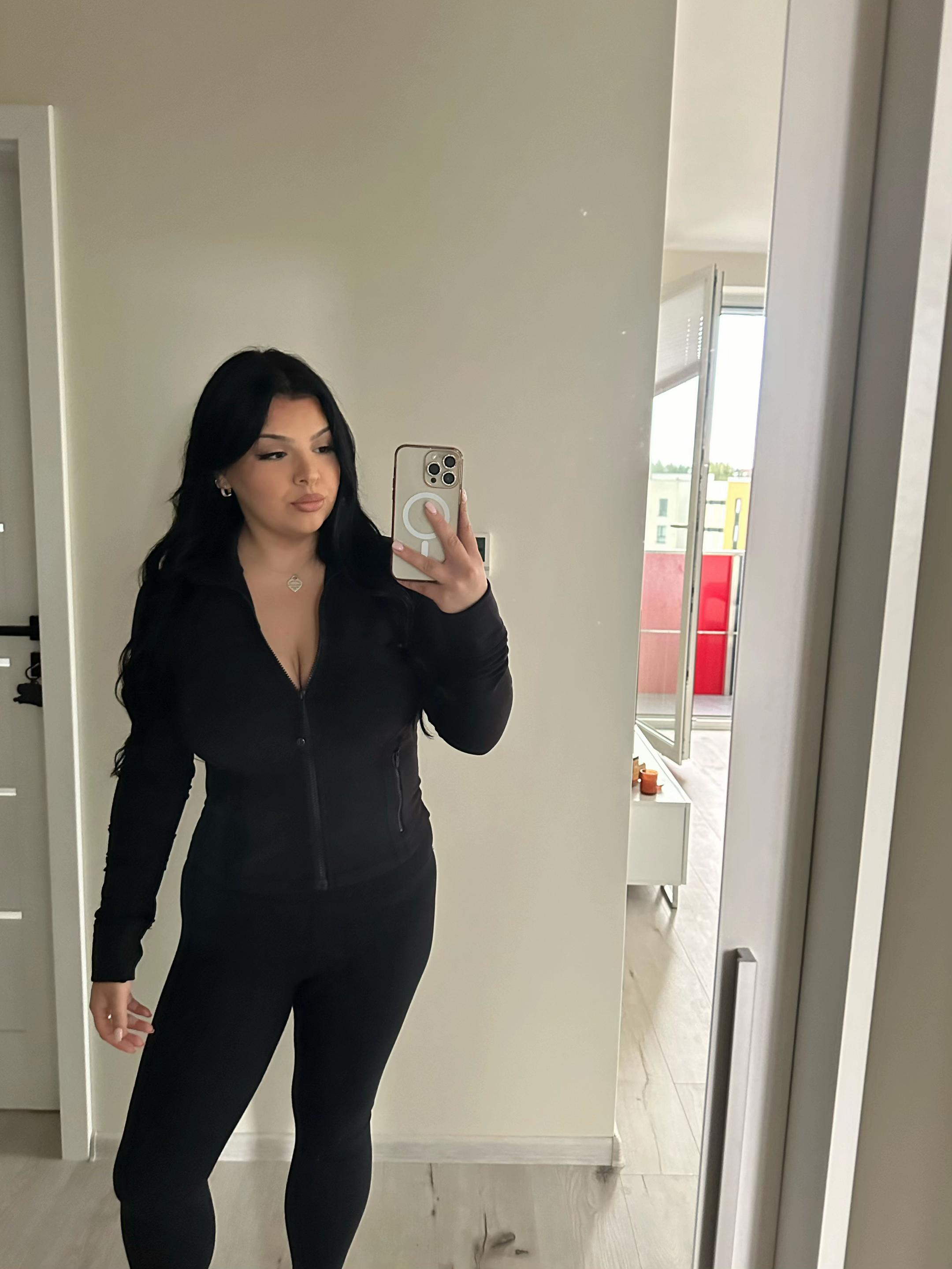 @Victoria💋🪽
