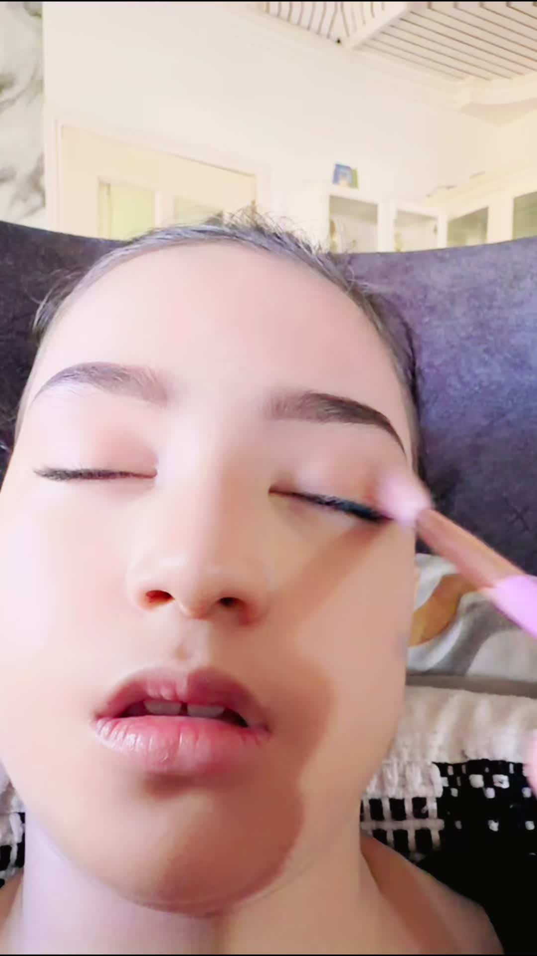 @Nananara