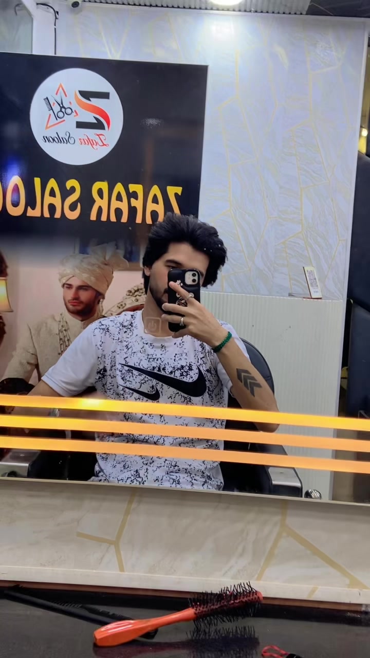 @AwAis KhAn🤦&zwj;♂️
