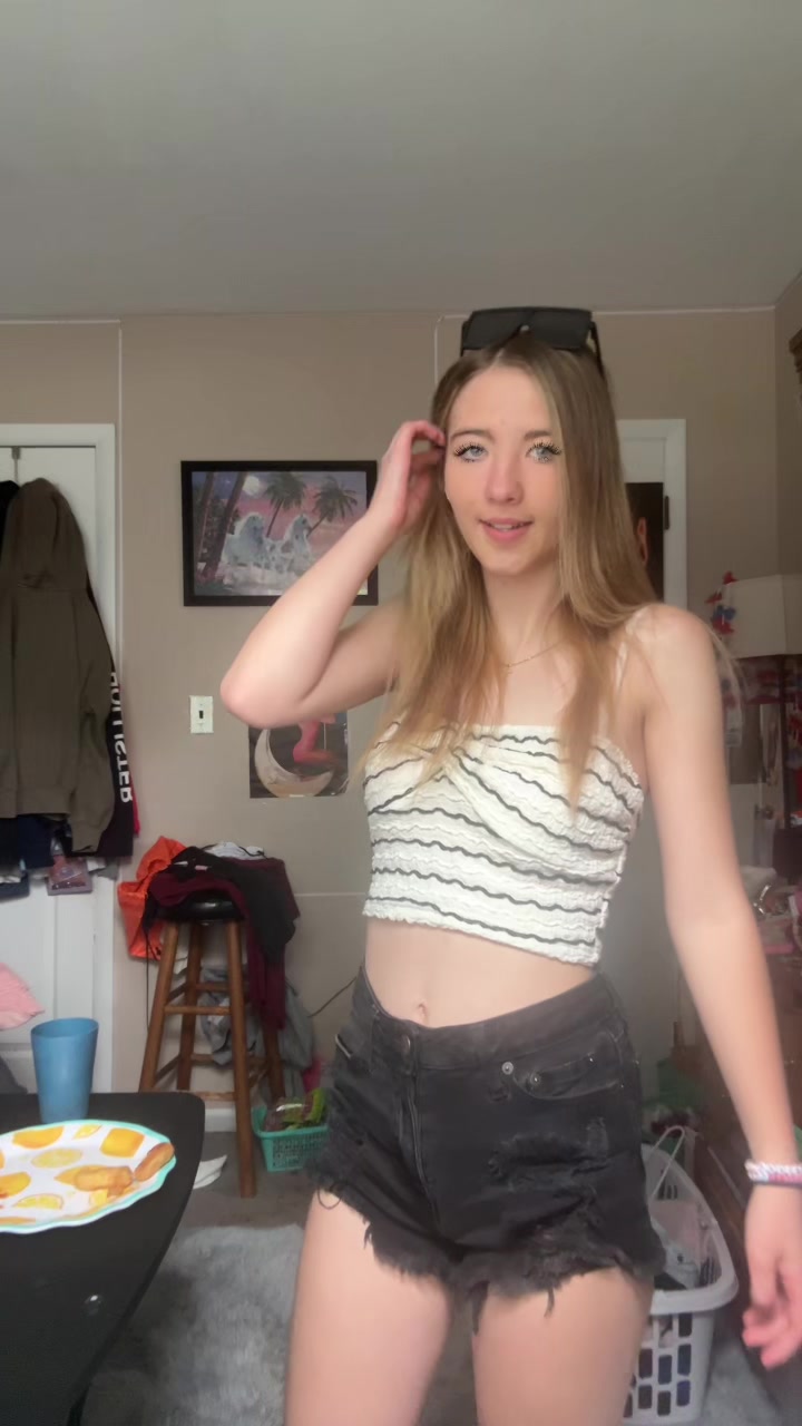@livy.poo.16