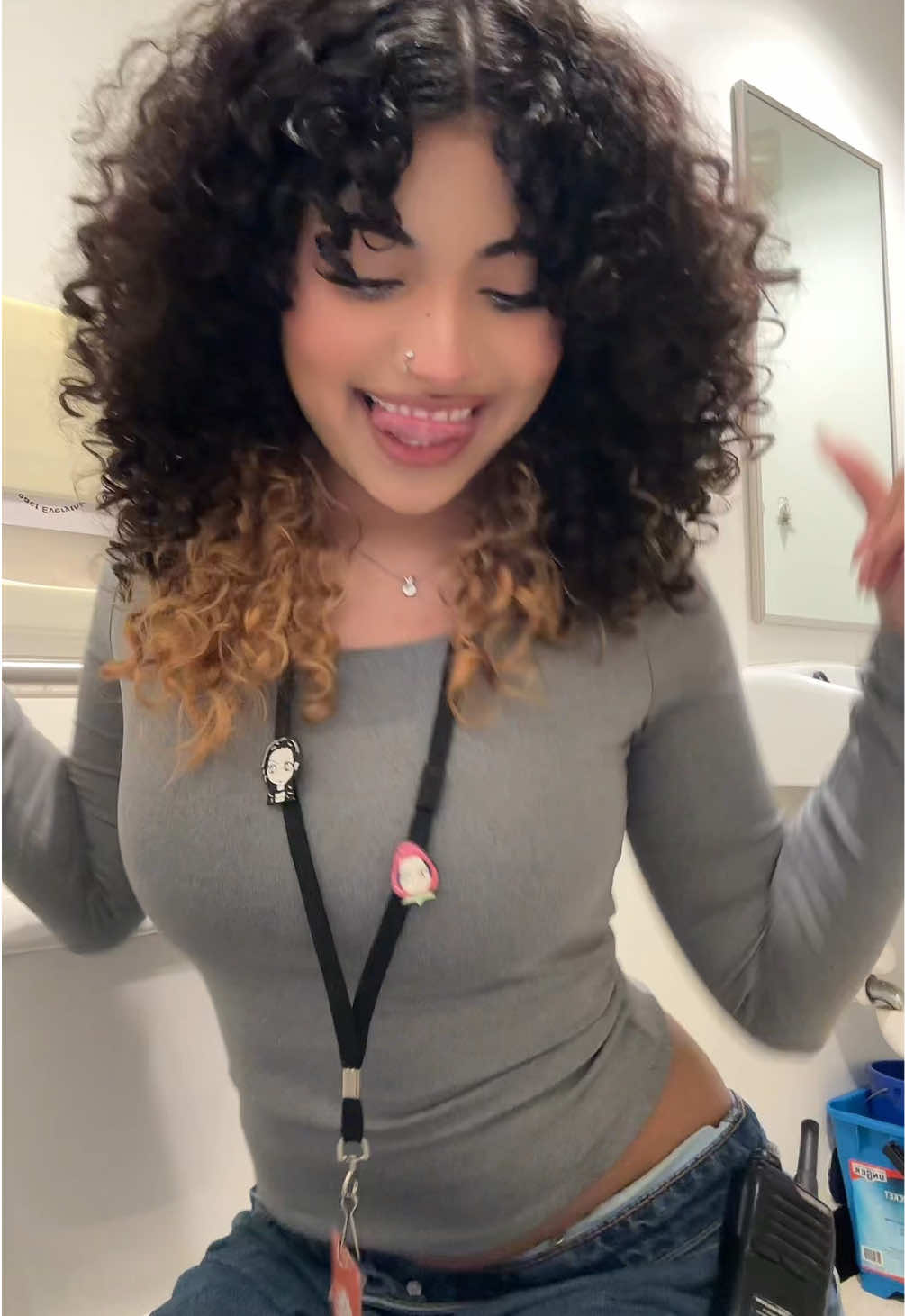 @⋆˙⟡