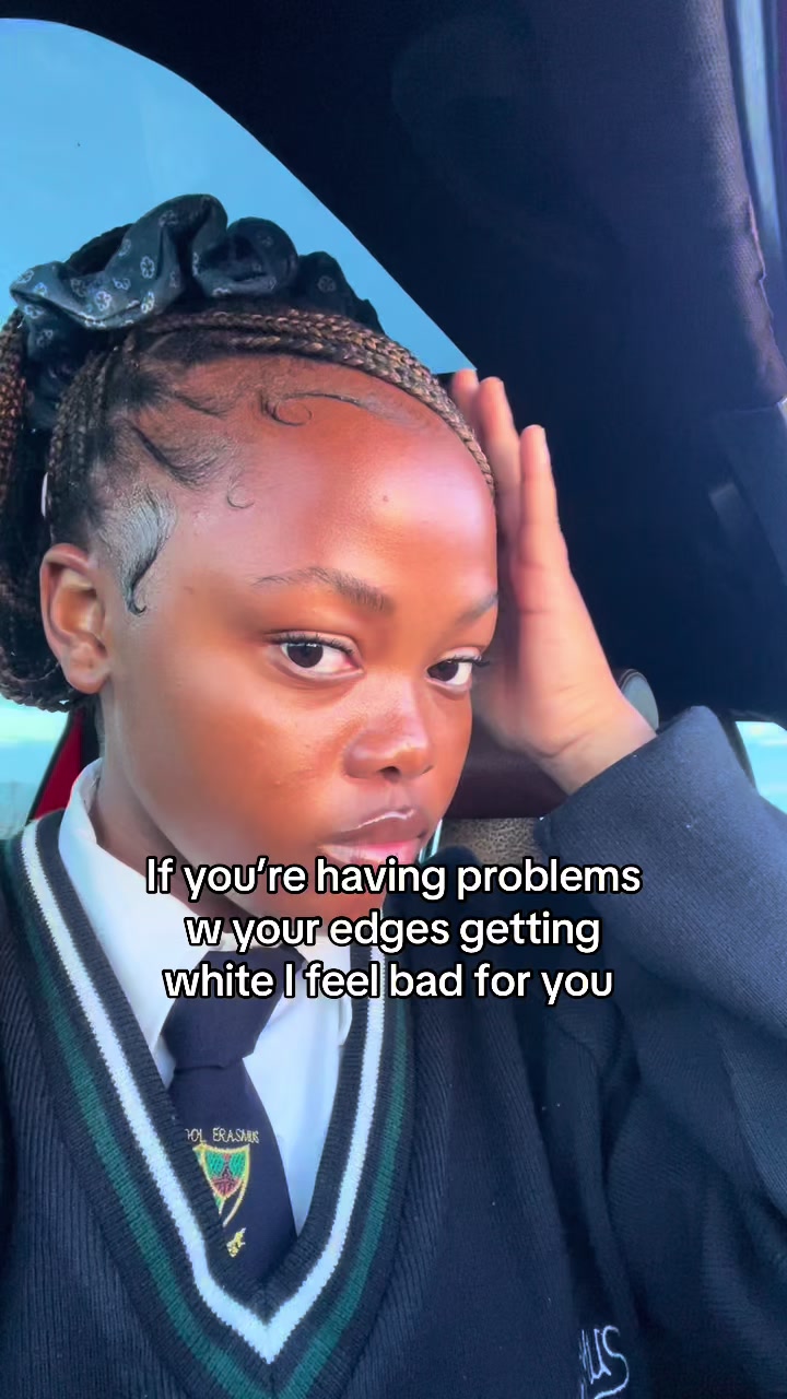 @Zeeskii 😝😝