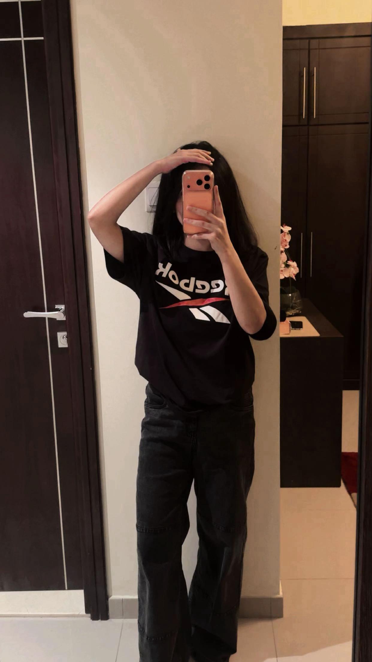 @Ayesha🥷🏻