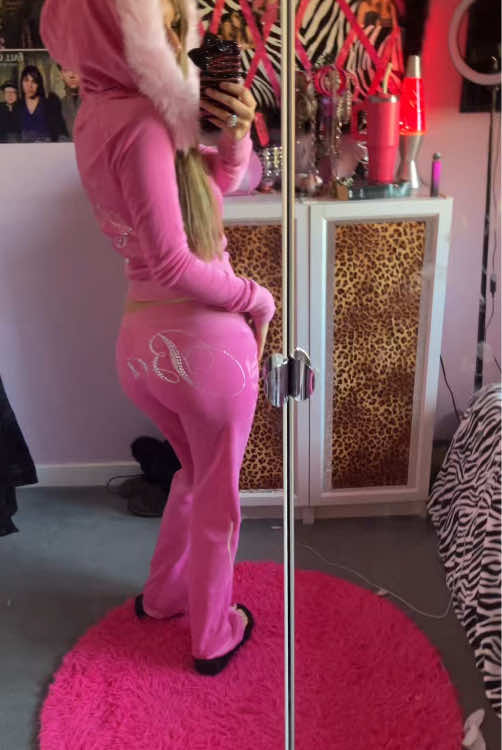 @holly💖🐆🎀⭐️