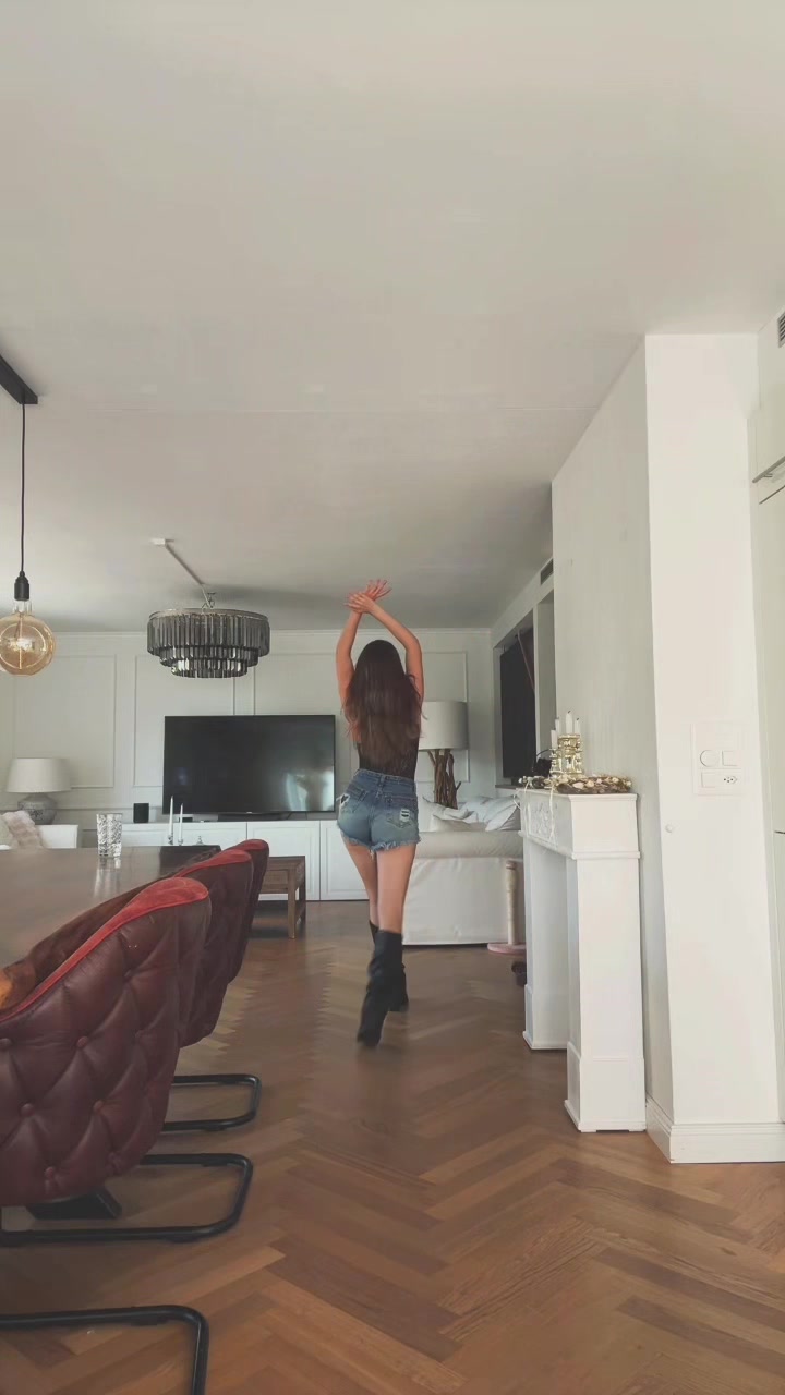@𝑁𝑦𝑙𝑒𝑎