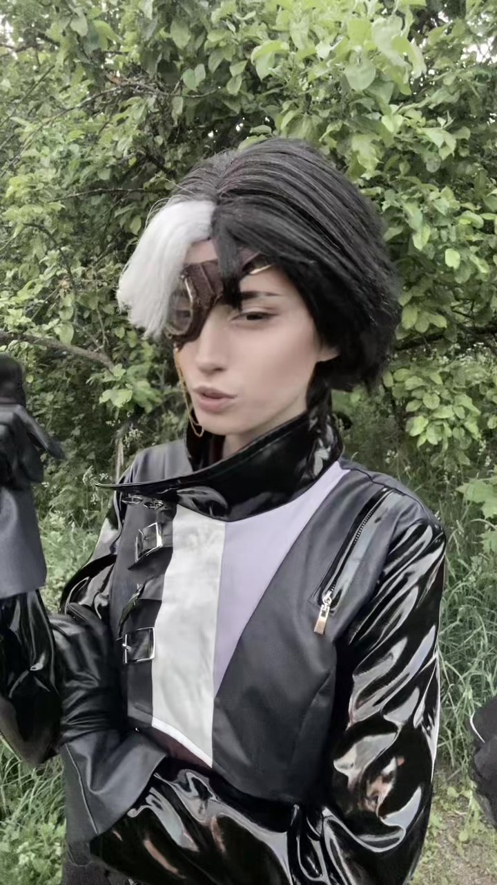@Tomoko