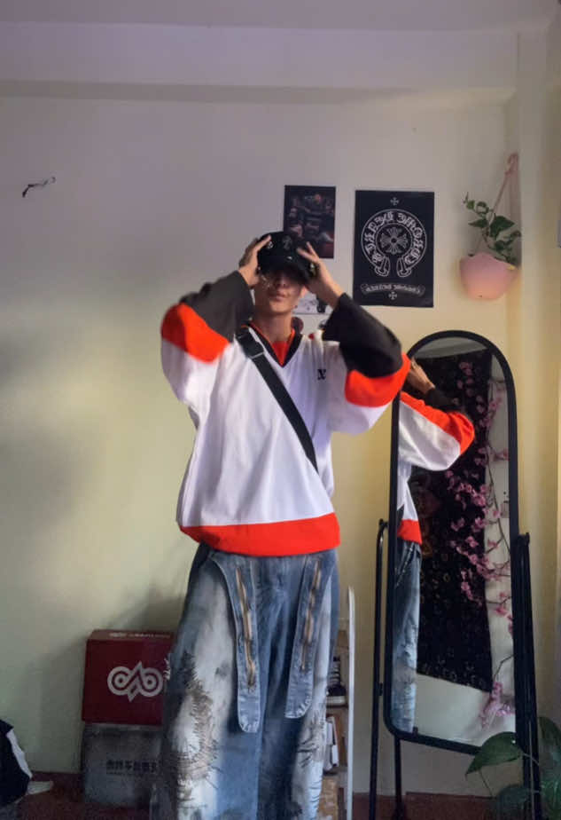 @K&Euml;s&Uuml;🕸️🎧